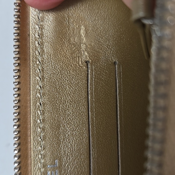 Chanel Metallic Gold Star Embossed Lambskin Medium Zip Around Wallet - Picture 11 of 16